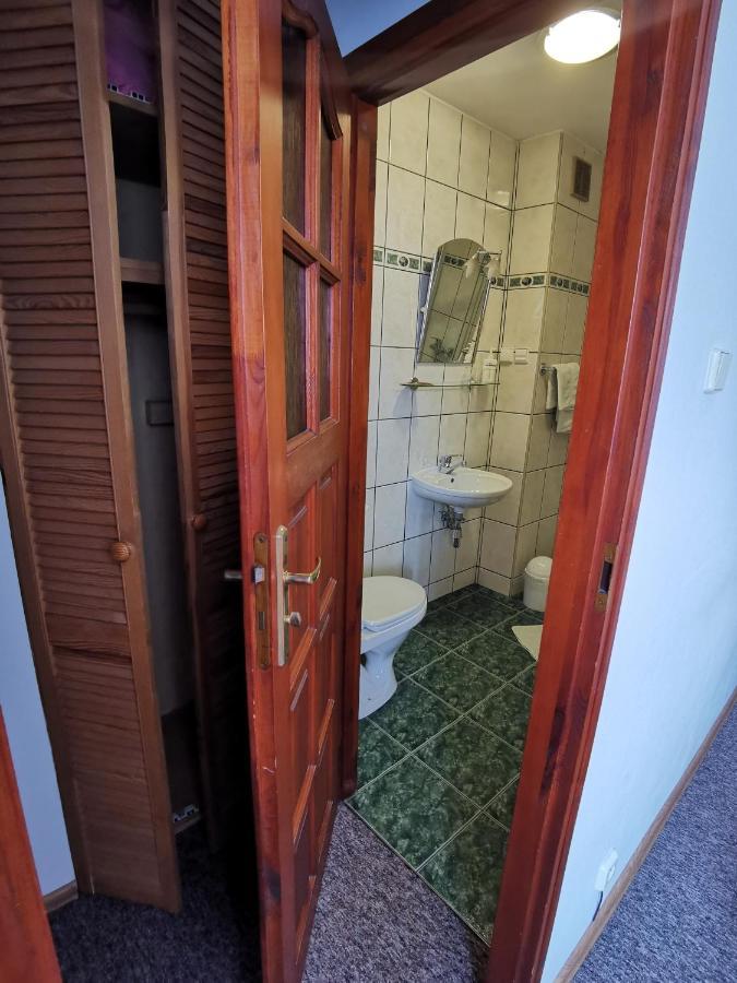 Dom Pod Tujami * Krakau